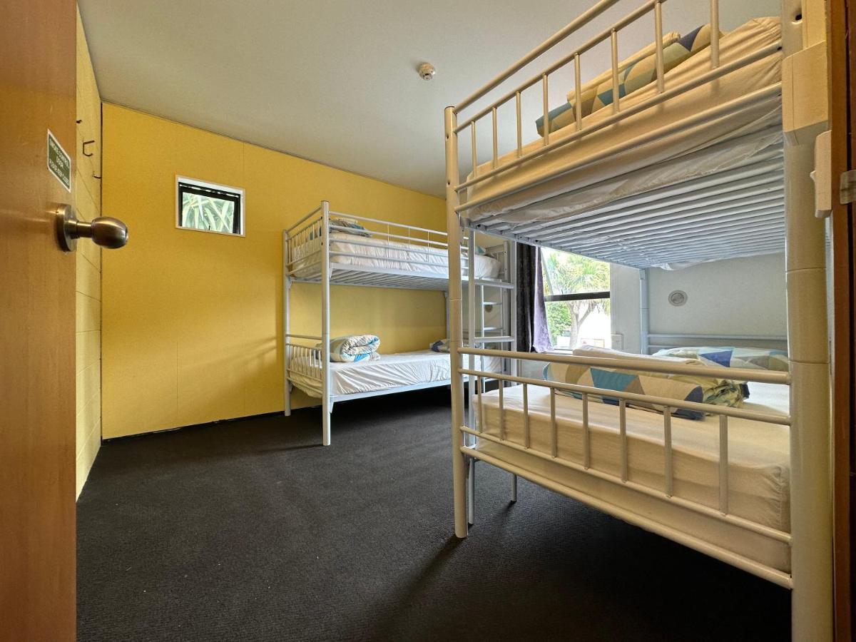 Around The World Backpackers Hostel Christchurch Exterior photo